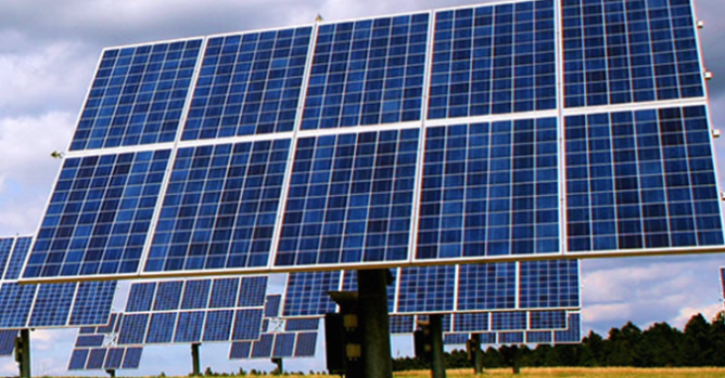 太陽能光伏發(fā)電組件能夠很好地降低室內(nèi)溫度